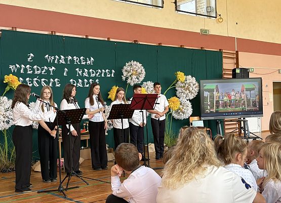 Grafika 53: Uroczyste zakończenie roku szkolnego klasy ósmej