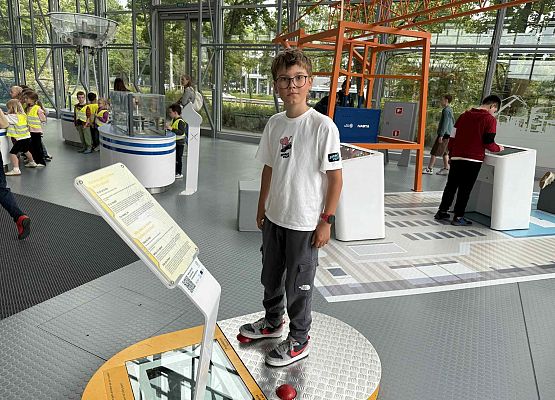 Wycieczka w nagrodę za wyniki w nauce grafika