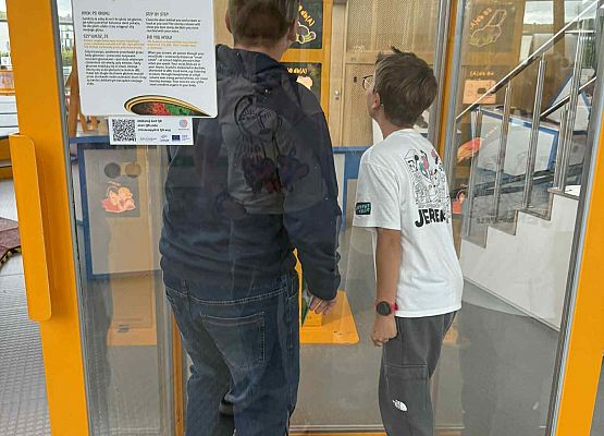 Wycieczka w nagrodę za wyniki w nauce grafika