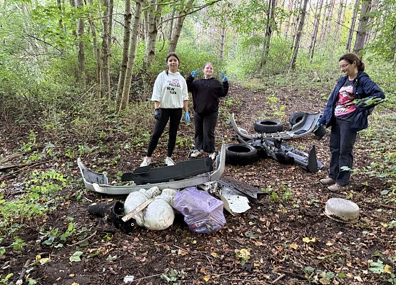 Grafika 13: ,,W naturę z kulturą"