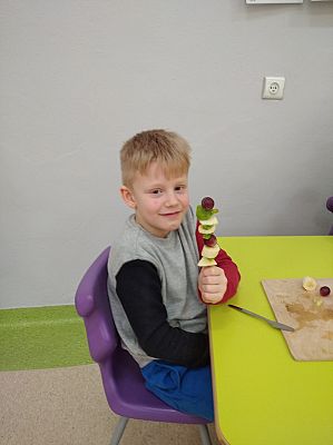 Grafika #11: Robimy owocowe szaszłyki