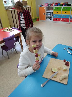 Grafika #15: Robimy owocowe szaszłyki