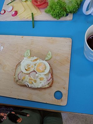 Grafika #23: Ananasy z naszej klasy - witaminki dla chłopczyka i dziewczynki