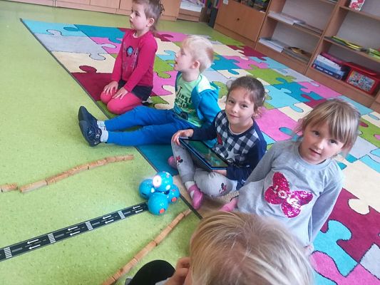 Grafika #22: Projekt PRZEDSZKOLE Z KLASĄ