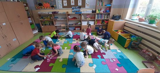 Grafika #1: Projekt PRZEDSZKOLE Z KLASĄ