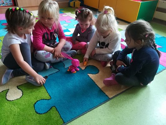 Grafika #18: Projekt PRZEDSZKOLE Z KLASĄ