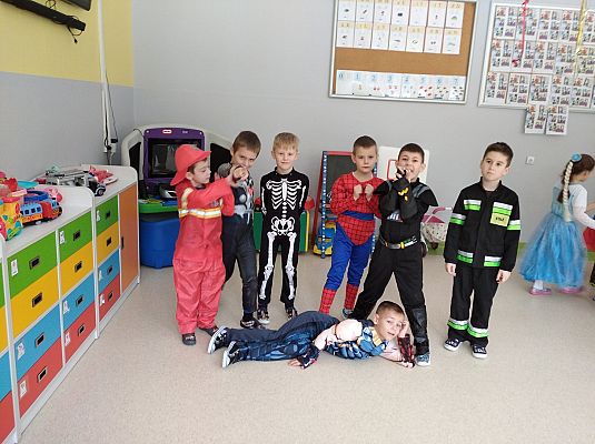 Grafika #11: Bal Karnawałowy 2021r. w przedszkolu