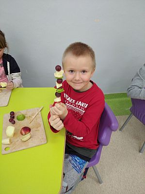 Grafika #9: Robimy owocowe szaszłyki