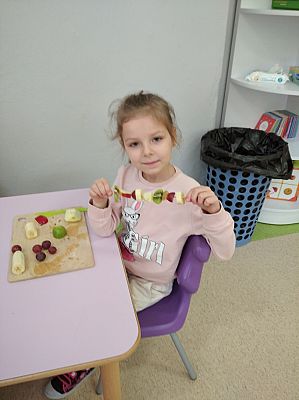 Grafika #8: Robimy owocowe szaszłyki