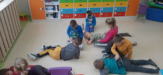 Grafika #16: Projekt Przedszkole z klasą