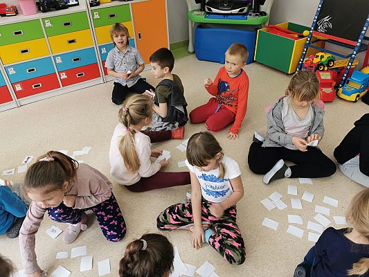 Grafika #32: Projekt Przedszkole z klasą