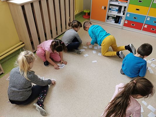 Grafika #33: Projekt Przedszkole z klasą