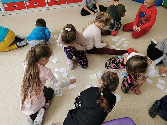 Grafika #34: Projekt Przedszkole z klasą