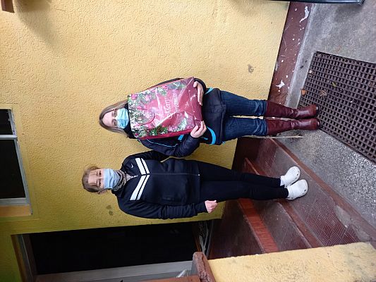 Grafika #3: Razem na Święta