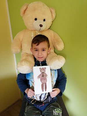 Grafika #16: DZIEŃ MISIA W KLASIE II