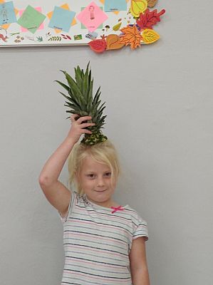 Grafika #6: Ananasy z naszej klasy - witaminki dla chłopczyka i dziewczynki