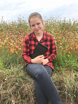 Grafika #3: Wyniki testów ósmoklasisty i nagroda dla absolwenta roku szkolnego 2019/2020