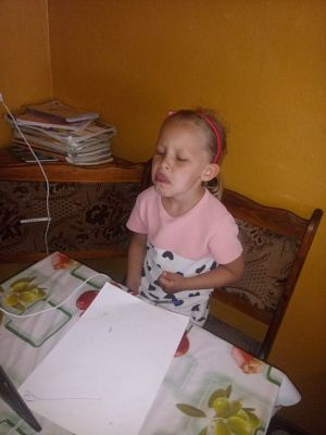 Grafika #1: Zbliża się koniec roku szkolnego.