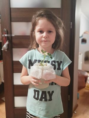 Grafika #13: Maluszki w domu się nie nudzą..