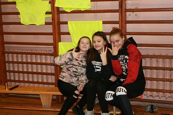 Grafika #8: Kolejna noc w szkole