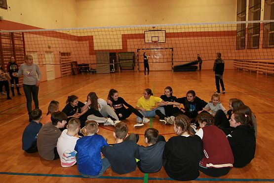 Grafika #10: Kolejna noc w szkole