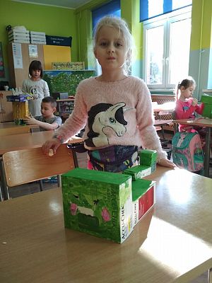 Grafika #5: SMOK WAWELSKI W KLASIE 1.