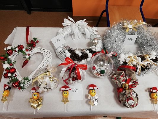 Grafika #0: Kiermasz bożonarodzeniowy