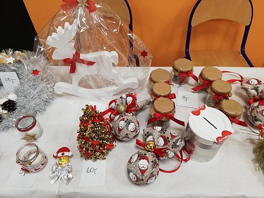 Grafika #2: Kiermasz bożonarodzeniowy