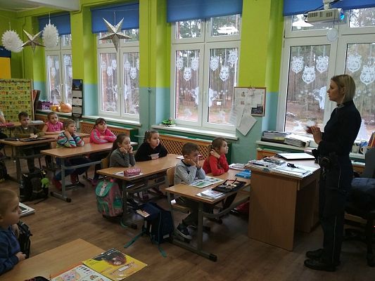 Grafika #0: BEZPIECZEŃSTWO PODCZAS FERII ZIMOWYCH.