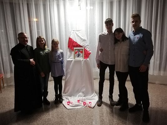 Grafika #0: Błogosławiony Ksiądz Jerzy Popiełuszko – obrońca wolności i praw człowieka