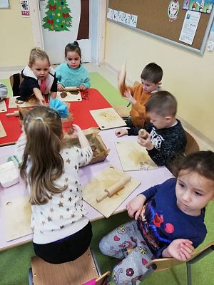 Grafika #1: Coraz bliżej Święta.