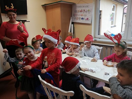 Grafika #6: Coraz bliżej Święta.