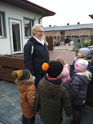 Grafika #5: WIZYTA W GOSPODARSTWIE ROLNYM