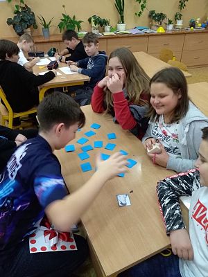 Grafika #10: Gry planszowe na lekcji historii