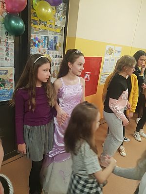 Grafika #5: Dyskoteka