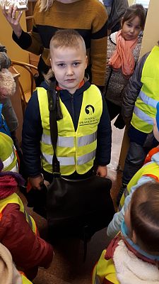 Grafika #2: Wycieczka do Urzędu Pocztowego