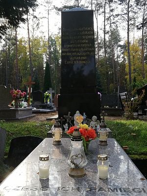 Grafika #4: Zapaliliśmy Znicz Pamięci