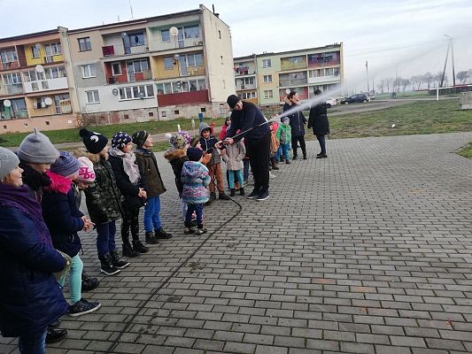 Grafika #13: WIZYTA W JEDNOSTCE OSP LEŚNICE.