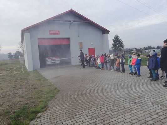 Grafika #15: WIZYTA W JEDNOSTCE OSP LEŚNICE.