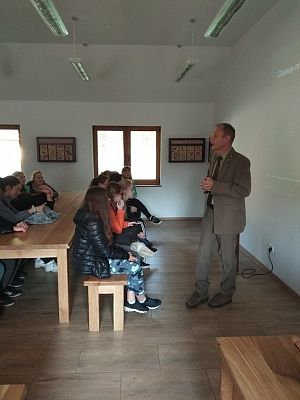 Grafika #4: Wycieczka do Szkółki Leśnej