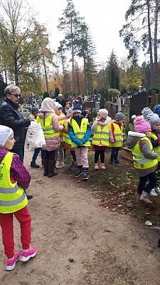 Grafika #0: Wyjście na Cmentarz Parafialny w Lęborku