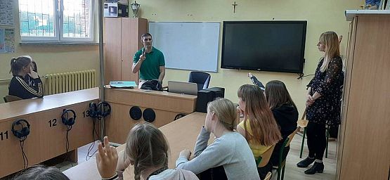 Grafika #4: Native Speaker w naszej szkole!!!