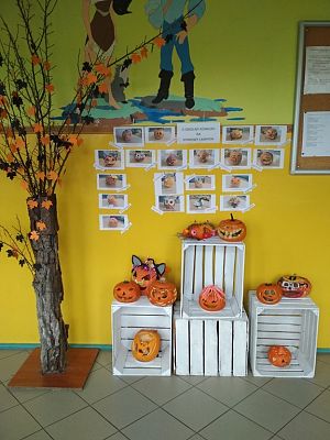 Grafika #0: ROZSTRZYGNIĘCIE II SZKOLNEGO KONKURSU NA" DYNIOWY LAMPION"