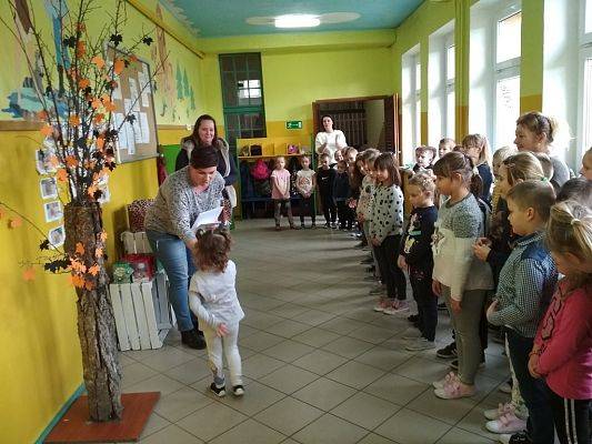 Grafika #3: ROZSTRZYGNIĘCIE II SZKOLNEGO KONKURSU NA" DYNIOWY LAMPION"