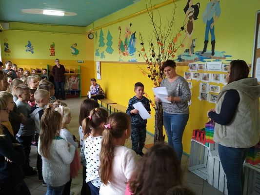 Grafika #8: ROZSTRZYGNIĘCIE II SZKOLNEGO KONKURSU NA" DYNIOWY LAMPION"