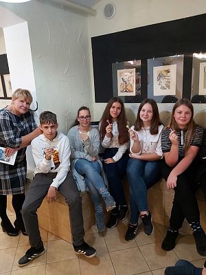 Grafika #0: JESTEŚMY SUR-REALISTYCZNI