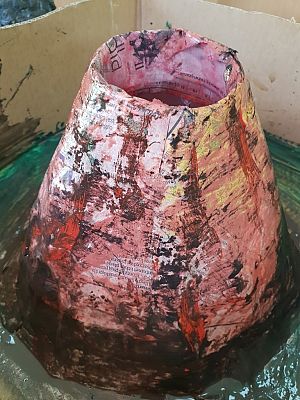 Grafika #18: WULKANY NA GEOGRAFII