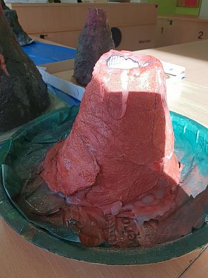 Grafika #17: WULKANY NA GEOGRAFII