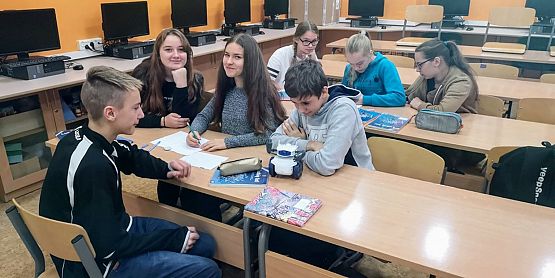 Grafika #6: CodeWeek w Naszej Szkole