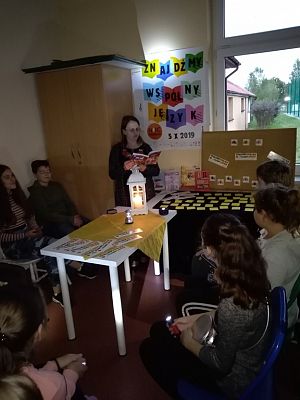 Grafika #3: NOC BIBLIOTEK PO RAZ PIERWSZY W NASZEJ SZKOLE